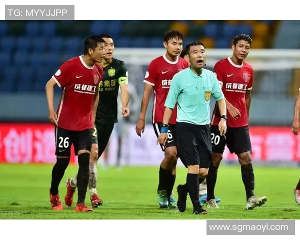 成都足球队近期状态分析与未来发展展望探讨 成都足球队近期状态分析与未来发展展望探讨