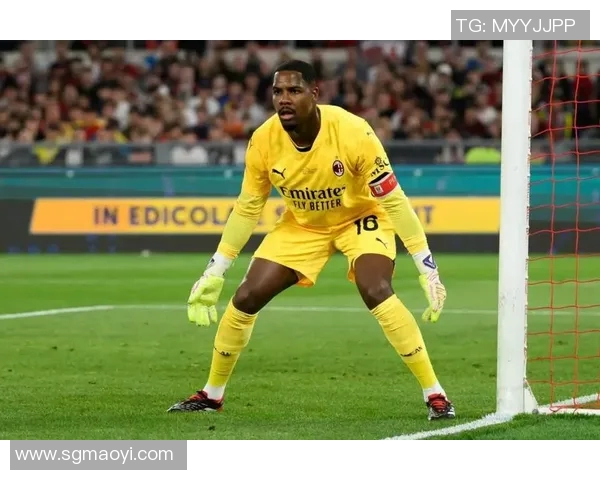 迈尼昂的崛起与挑战：从青涩门将到足球世界的璀璨明星